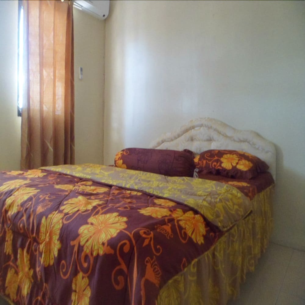 Villa Kota Bunga Protea