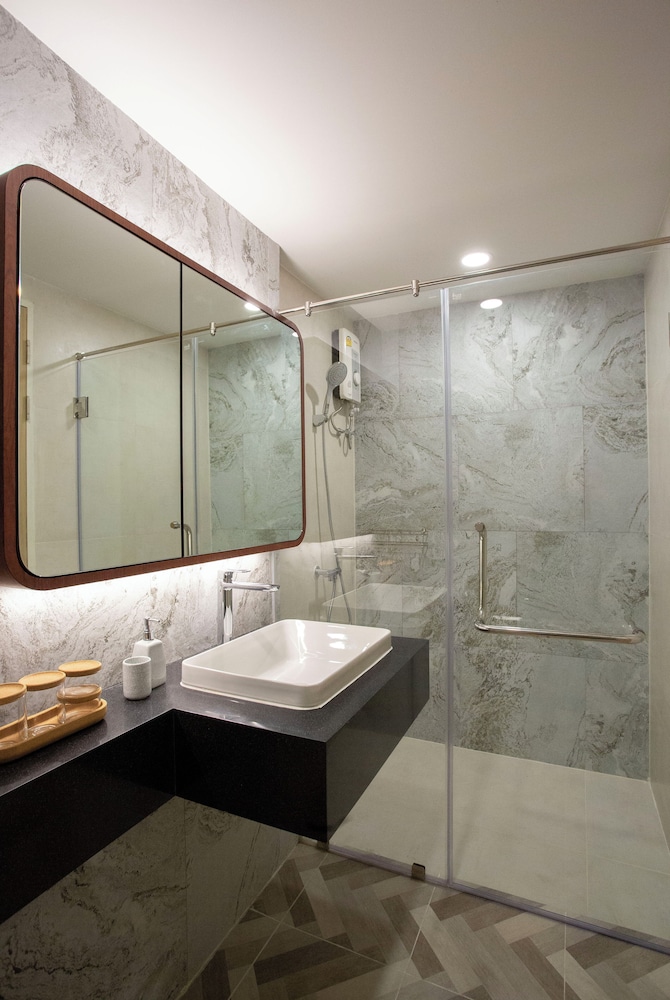 Parrish Serviced Apartment