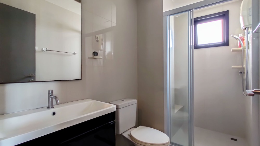 Pattaya Central Sea View Pool Suite