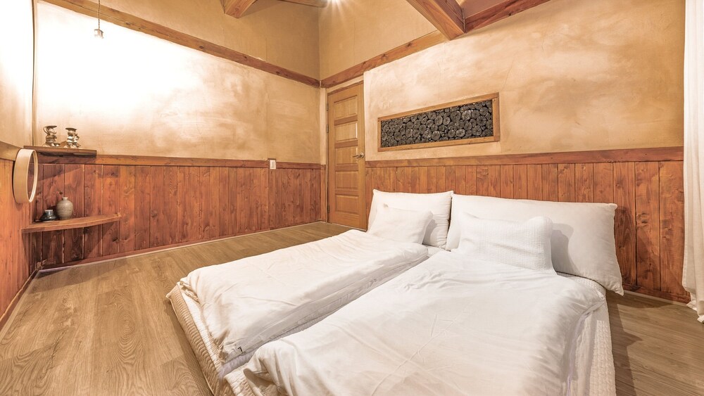 Yangpyeong Agni Choshi Mae Hanok Stay