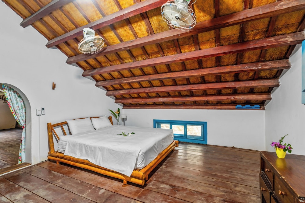 An Bang Beachside Boutique Homes & Villas