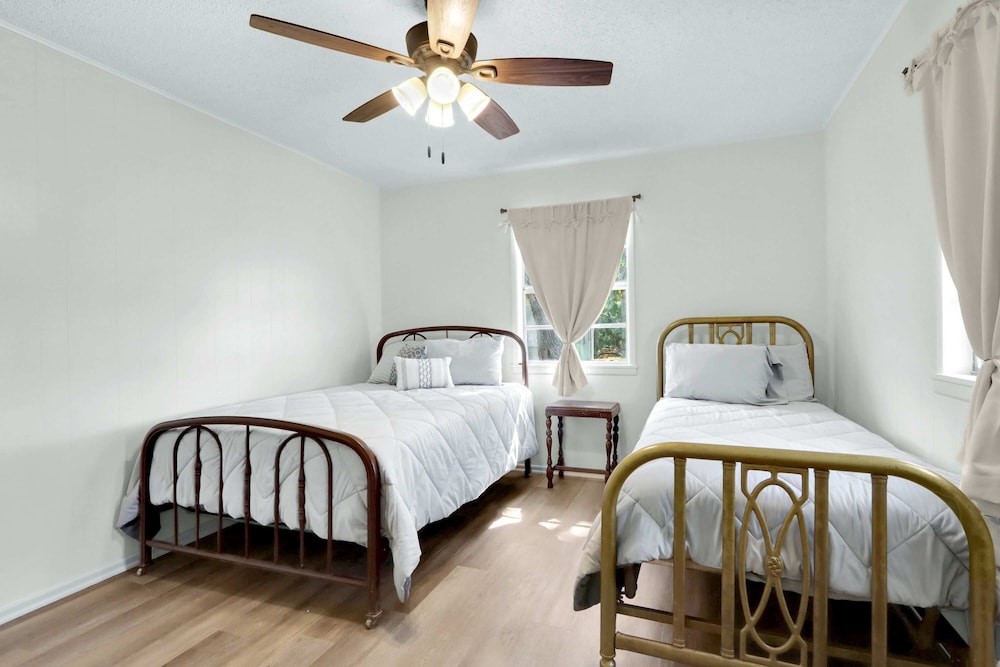 Guadalupe Bend Hideaway For 5