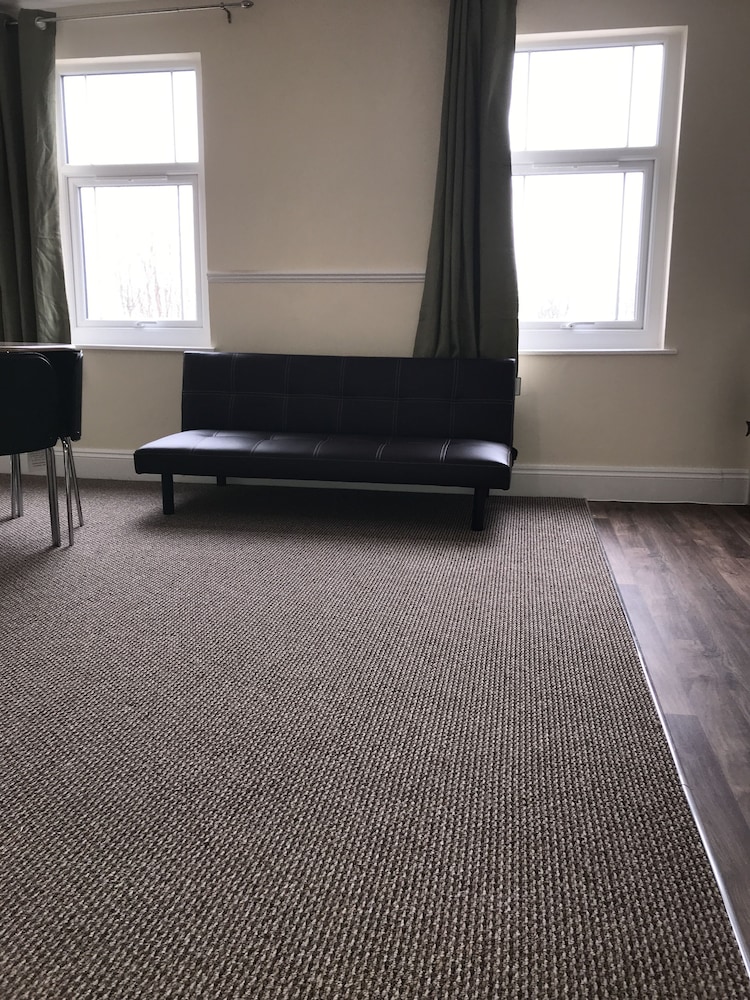No 8 Apartments