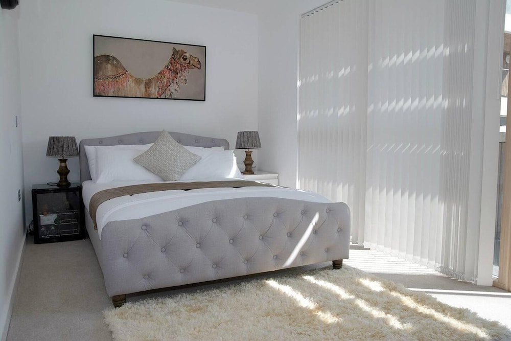 East Central London - Sleeps 6 - Pet Friendly