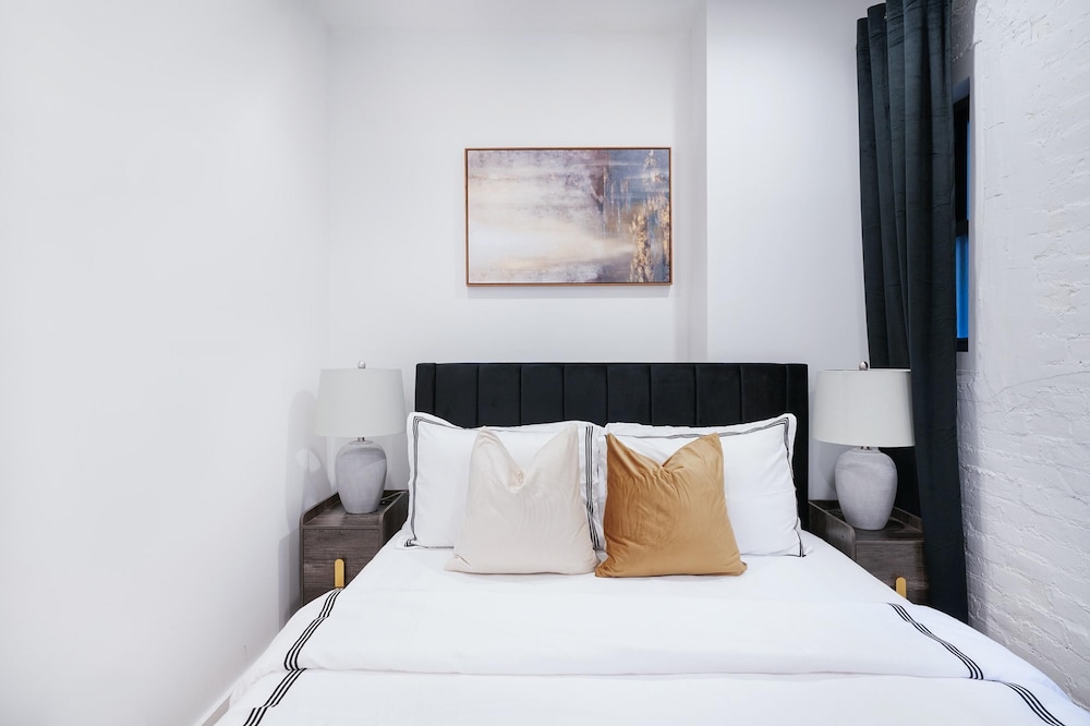 1288-5fs New Renovated 2 Bedrooms in UES