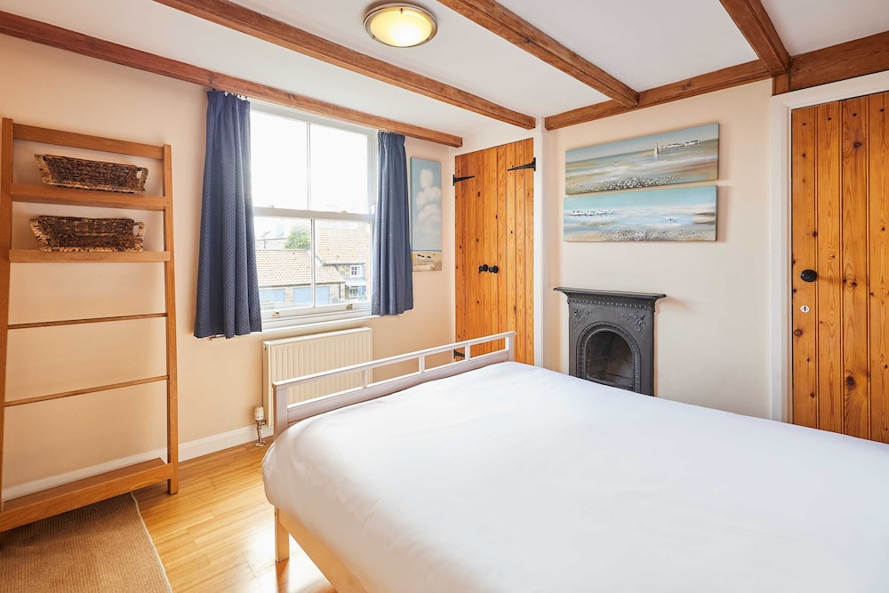 Host Stay Sunbeam Cottage