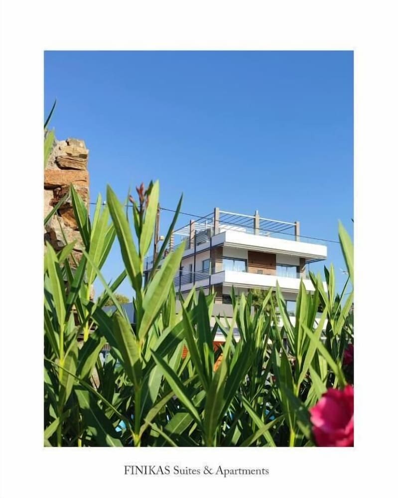 Finikas Suites & Apartments by Airstay