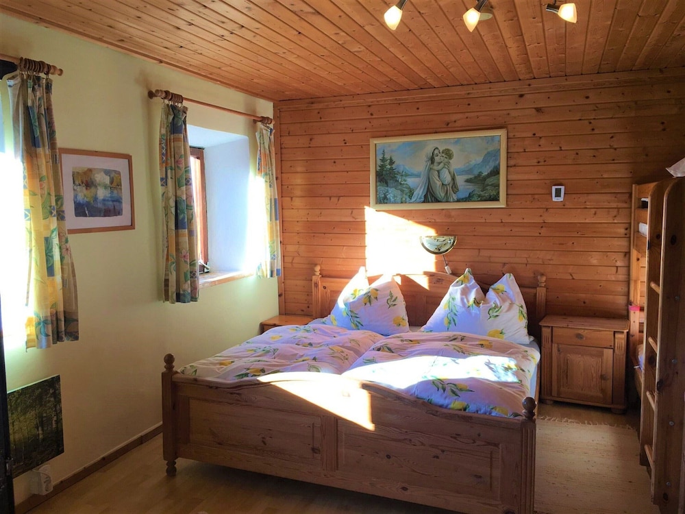 Farmhouse in St. Johann With Sauna & Garden