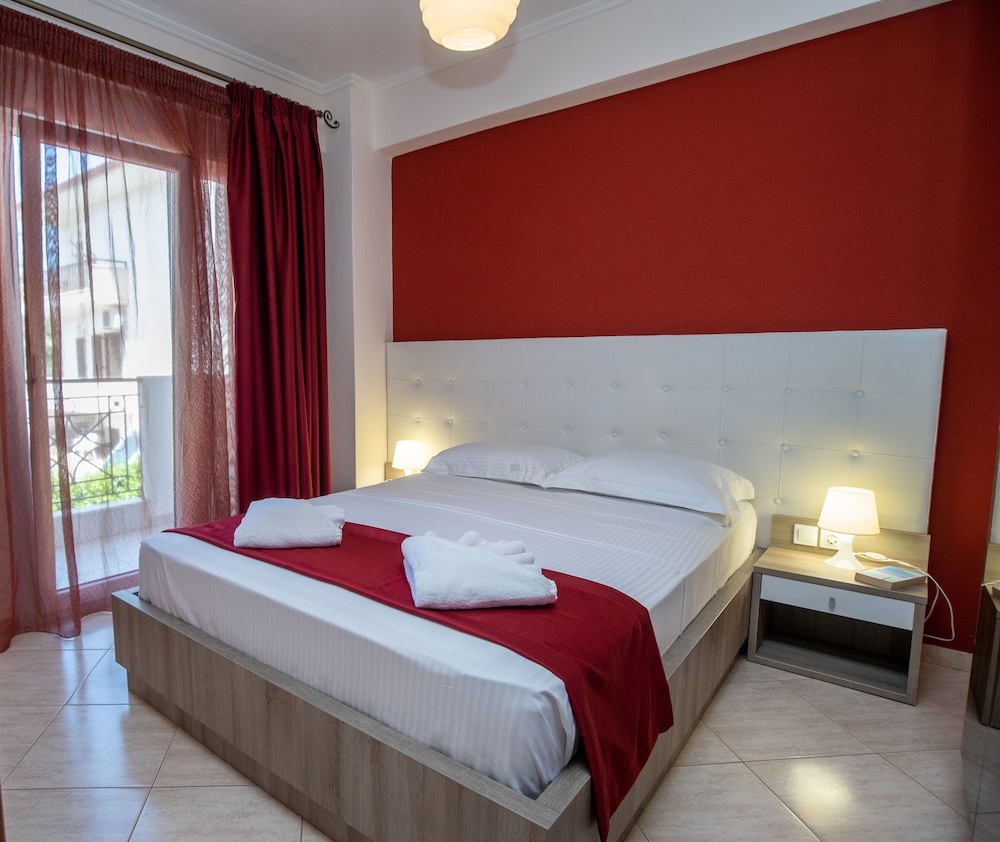 Lagaria Apartments