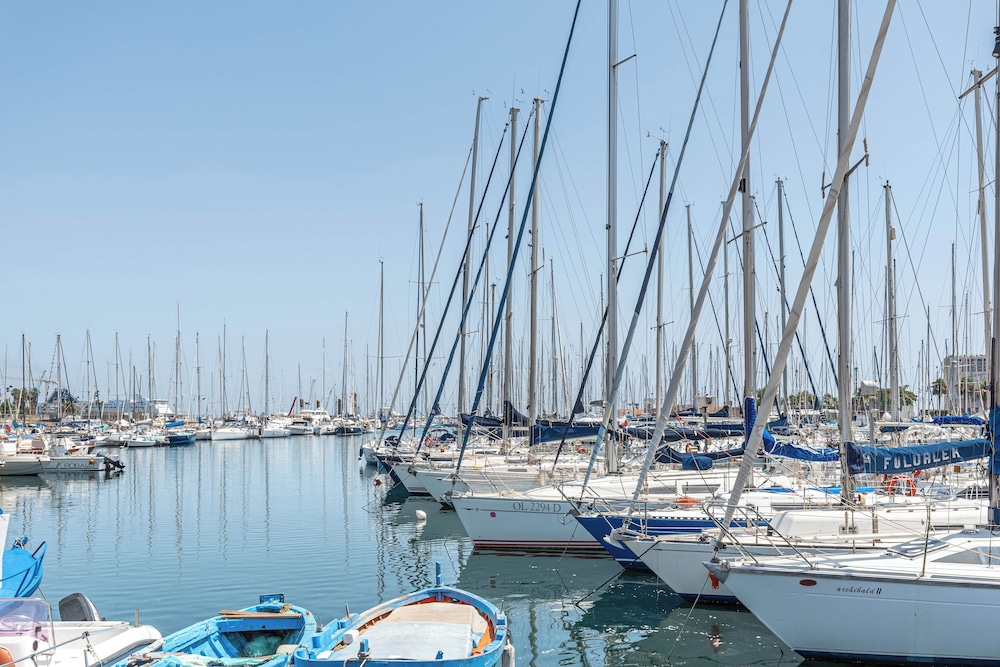 Apartments La Cala by Wonderful Italy