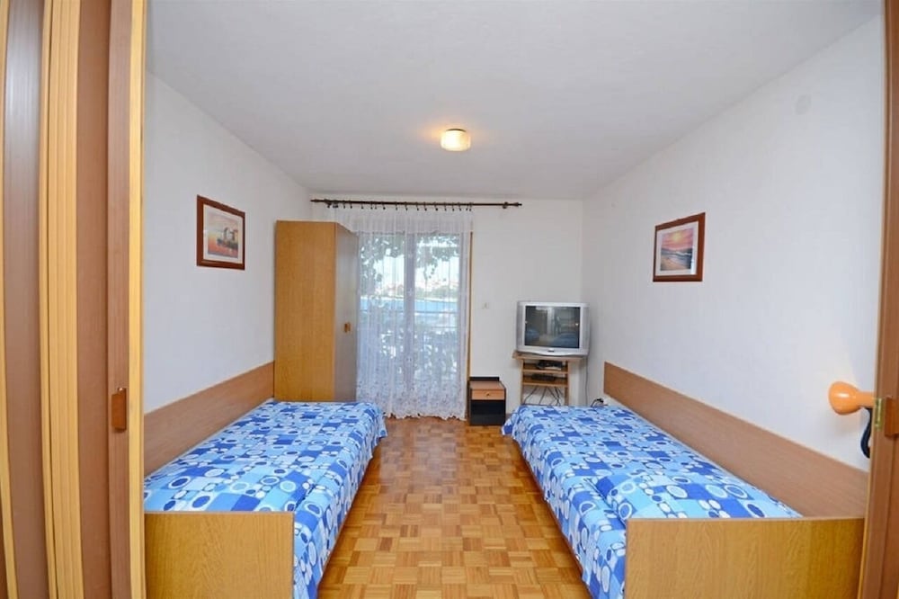 Dane - 30m From the sea - A4 view 2