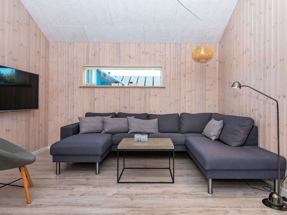 Luxury Retreat by Beach - By Traum Ferienwohnungen view 3