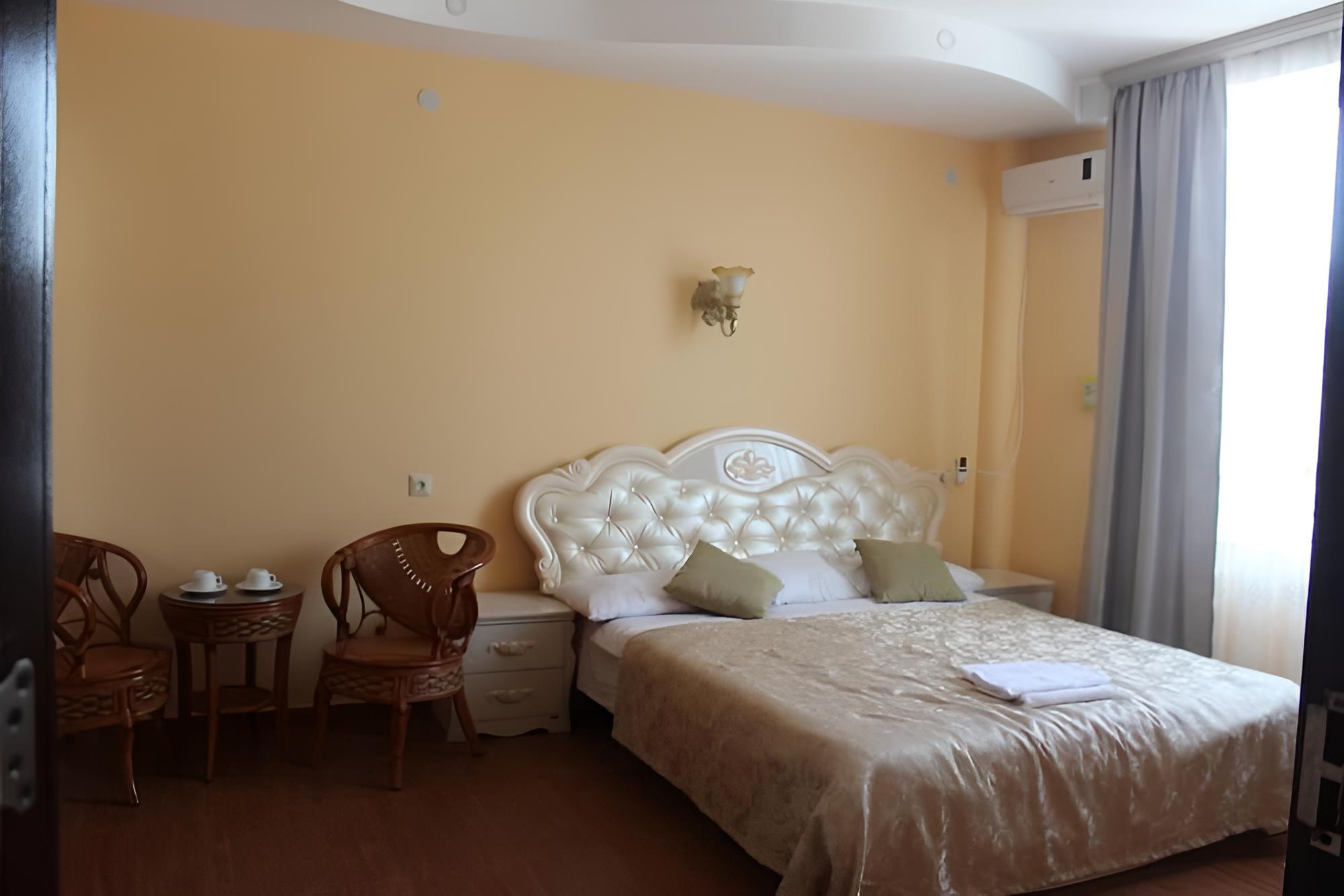 Hotel White Palace