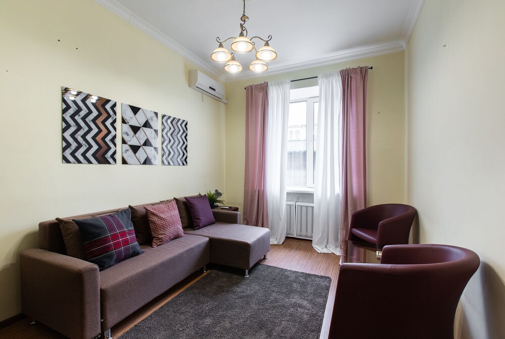 GoodAps Kutuzovskiy prospect 3 rooms