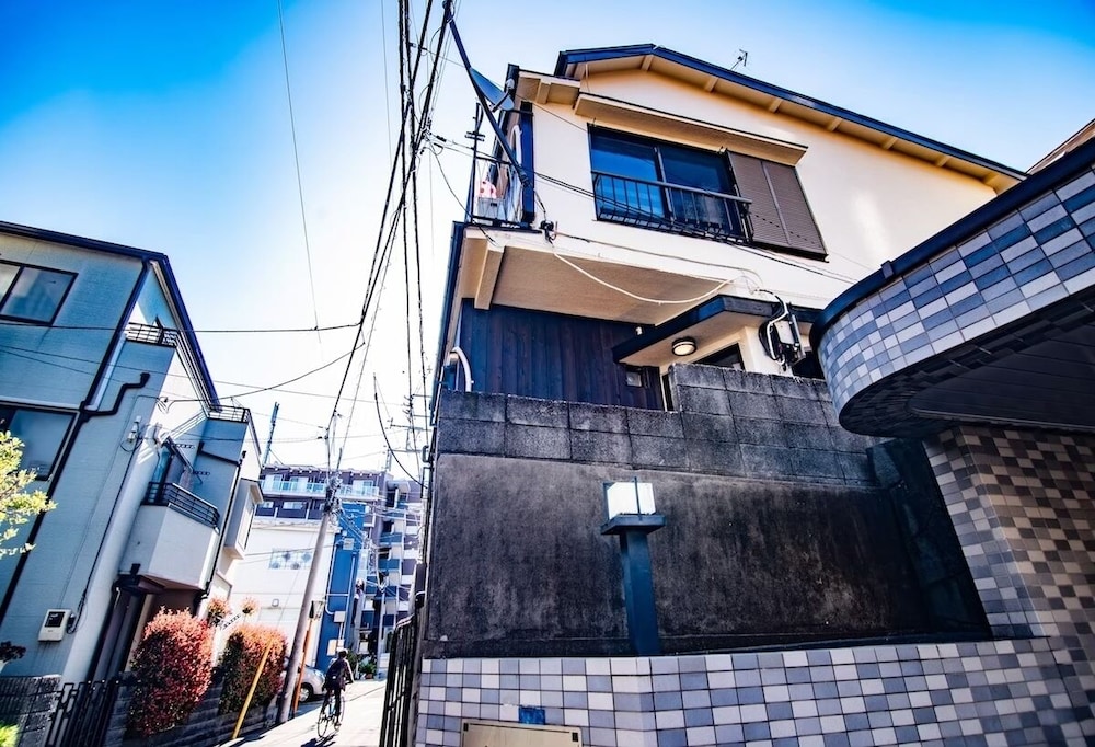 A0 Shinjuku Big House