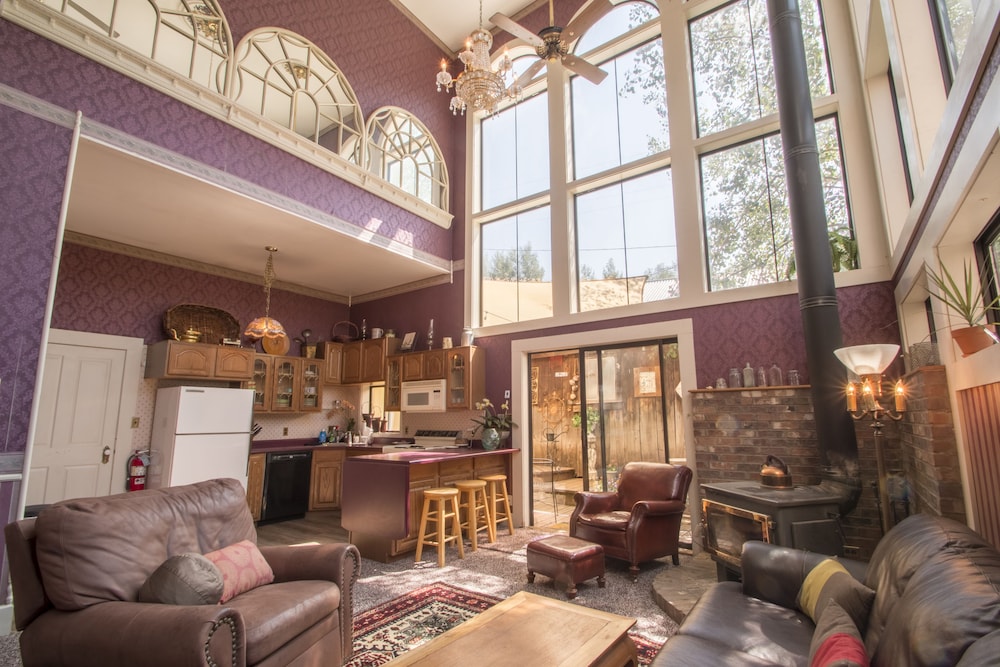 Rico Mine Shaft Inn