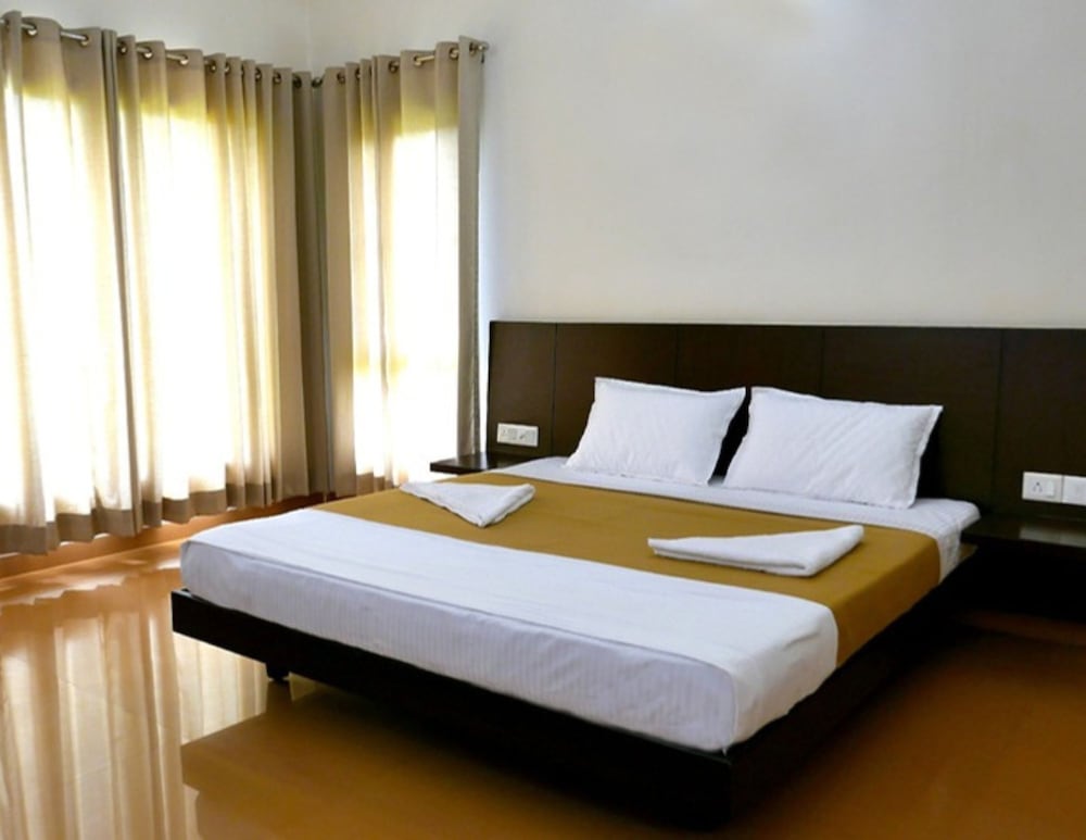 Lake Vechoor Villas By BRDGE HOSPITALITY