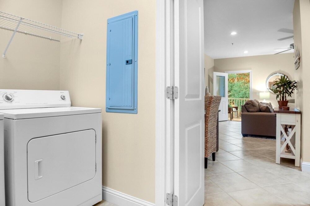 Laguna Breeze Unit C