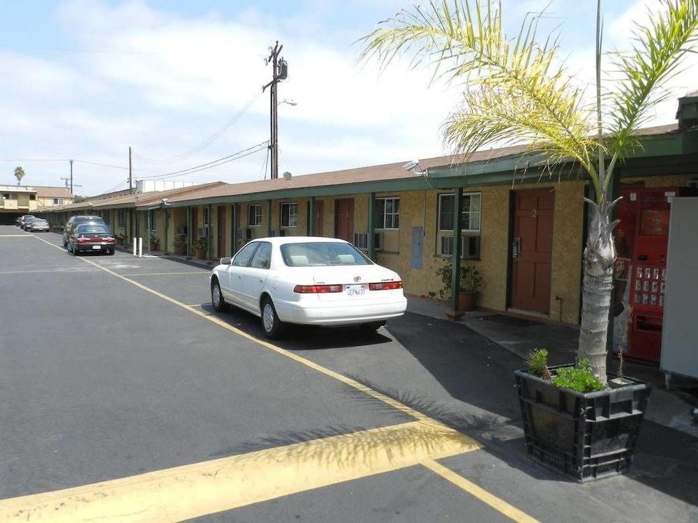 Starlite Motel - Property Image 18