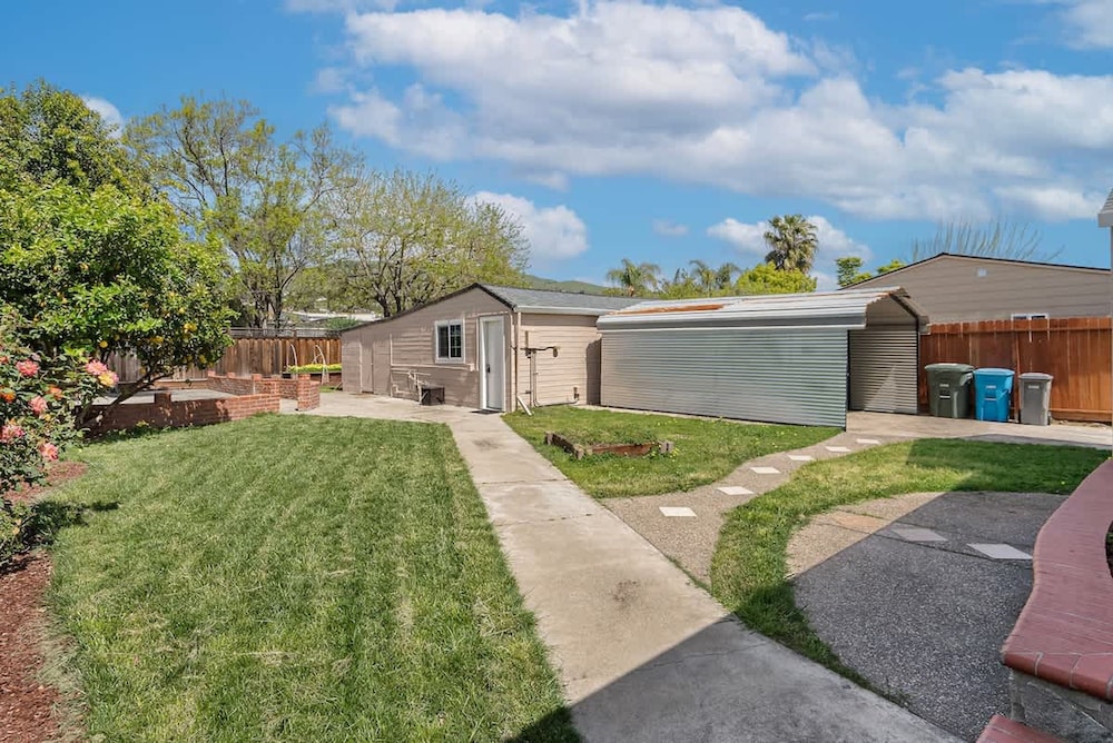 East SJ Entire 4Br Home Quiet