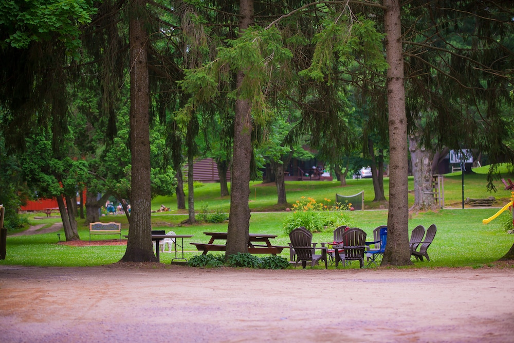 Birchcliff Resort