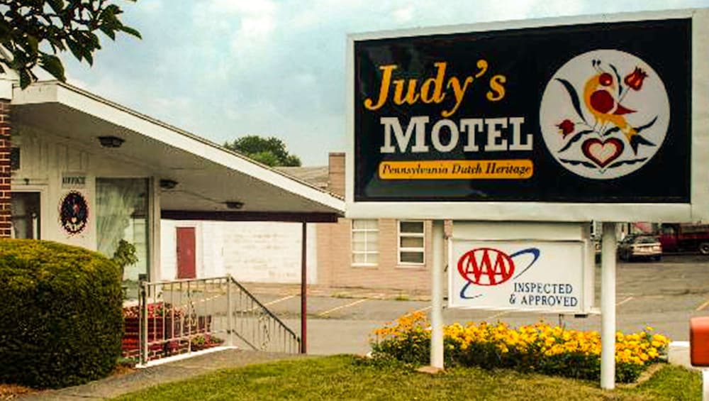 Bedford Vacations - Judy's Motel Bedford - Property Image 5