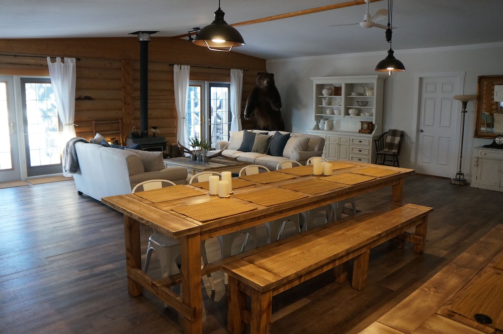 Whitewater Lodge