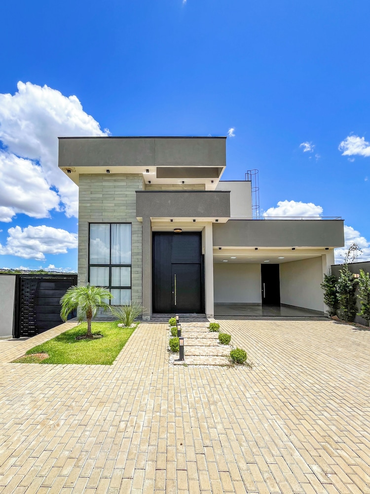 Mansão Luxo Lago - Caldas Novas