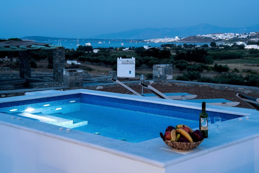 Happy 2-bedroom sea View House Pool Jacuzzi