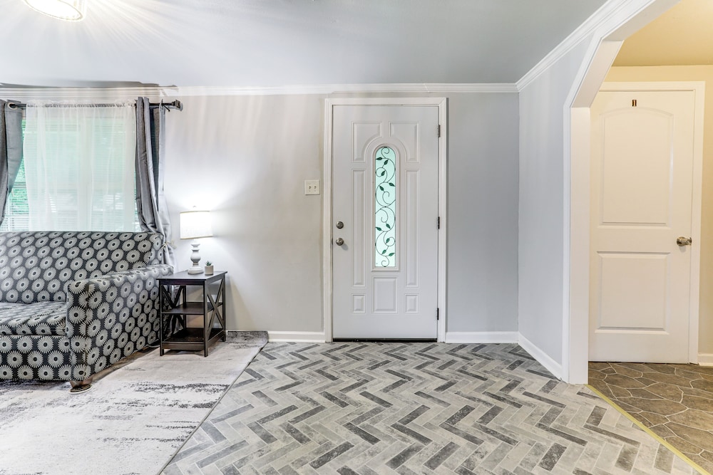 14 Mi to Downtown Baton Rouge: Plaquemine Retreat