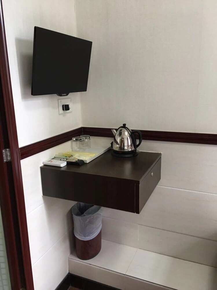 Hang Ho Hostel