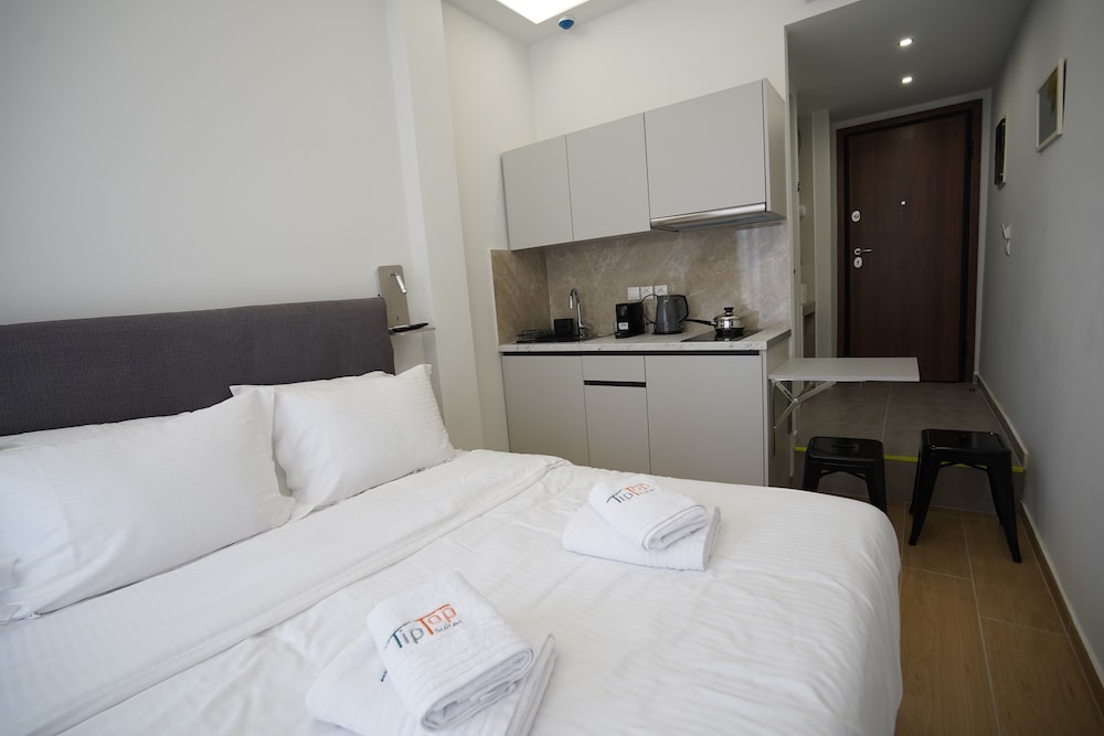 Tip Top Suites
