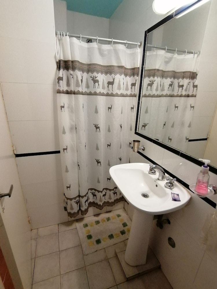 Alamo Hostel & Suites