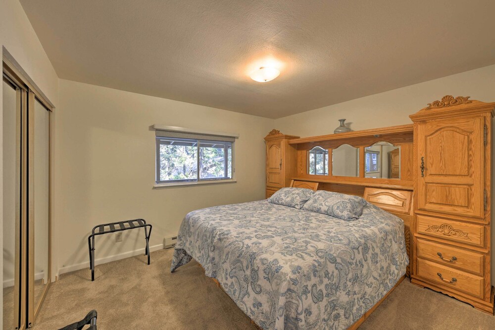 Cabin in Nat'l Forest 35 Min to Boreal Resort - Property Image 21