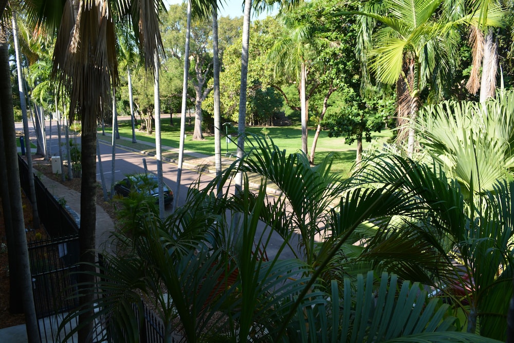Frogshollow Backpackers