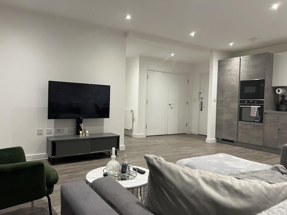 Riverside Retreat in Barking