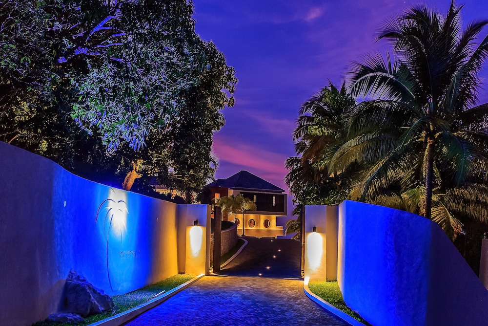 Cocosan Villa