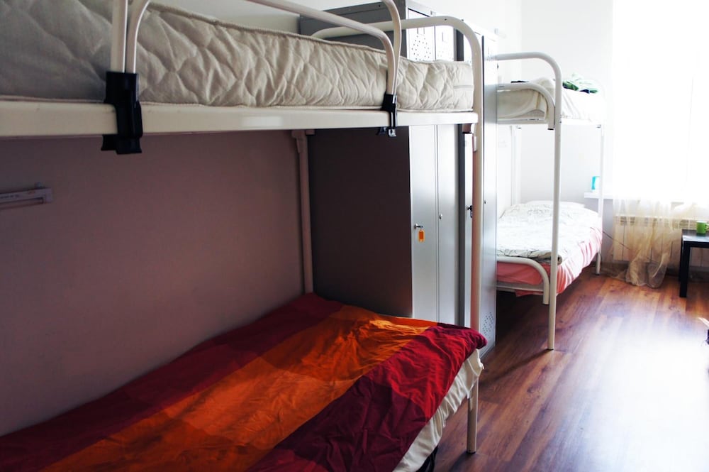 Online Hostel
