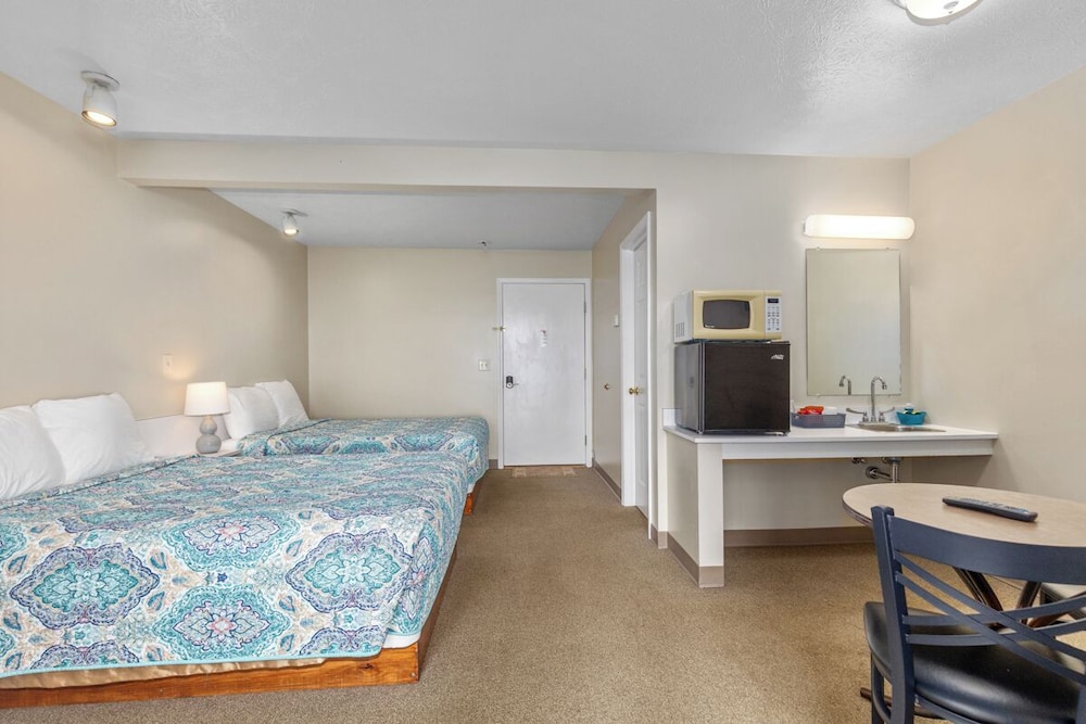 The Lakeview Motel
