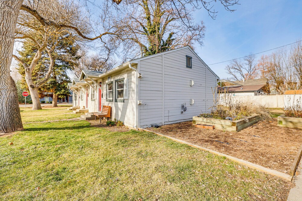 1 Mi to Camels Back Park: Boise Studio w/ Patio!