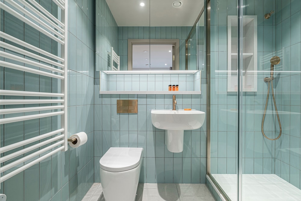Stylish North London Apartment