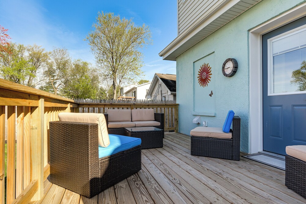 Waterfront Historical District Home Near River view 4