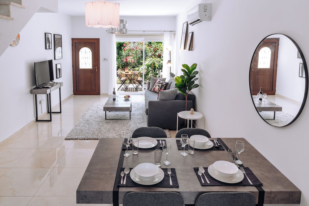 Procy-106 Venus Townhouse
