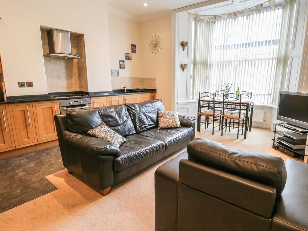 Flat 4 view 5