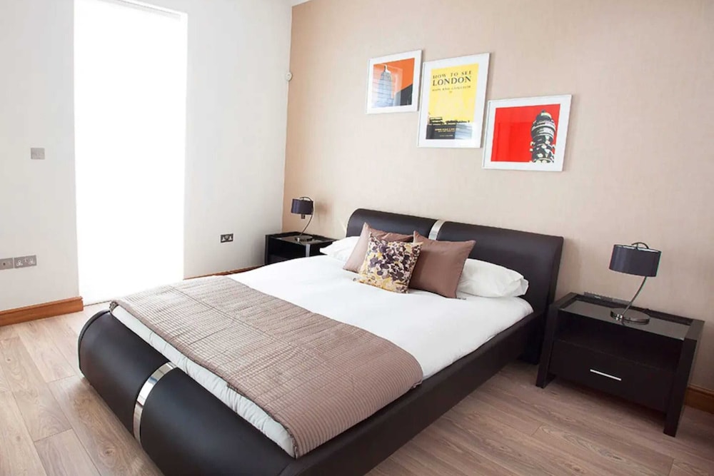 Impressive 2 Bedroom Luxury Flat in Chelsea