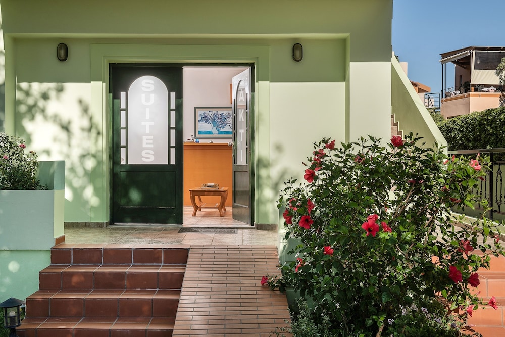 Akti hotel