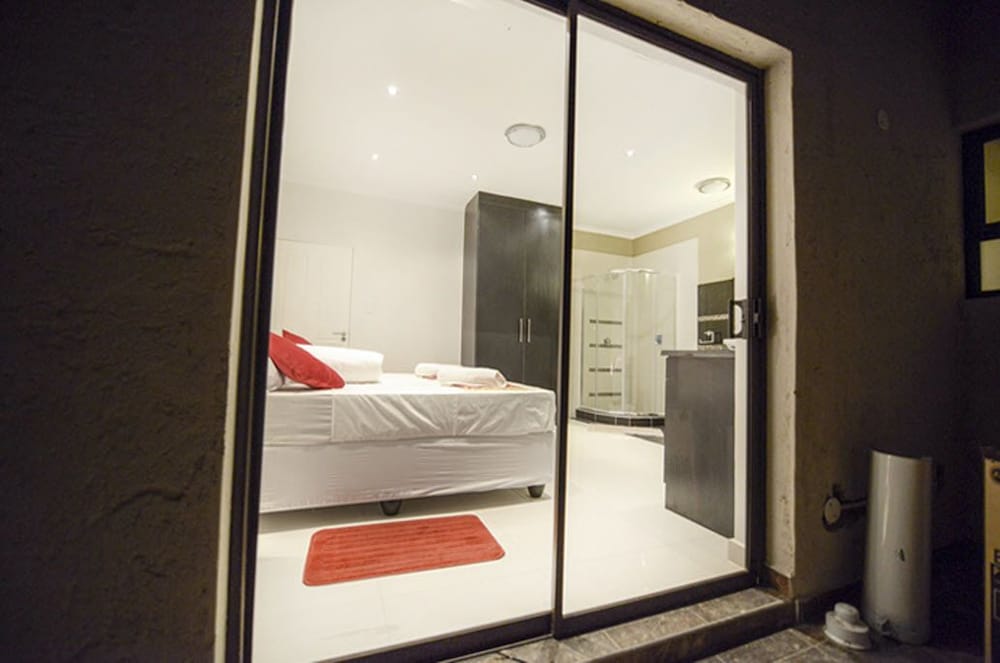 Discovery Guest House