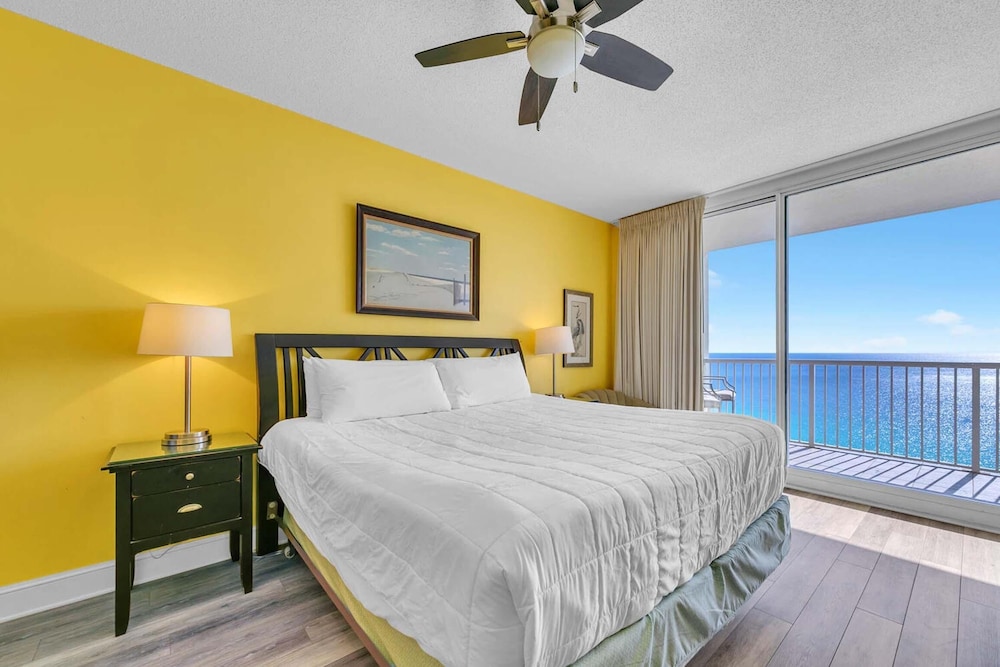 Majestic Beach Towers 2-1801