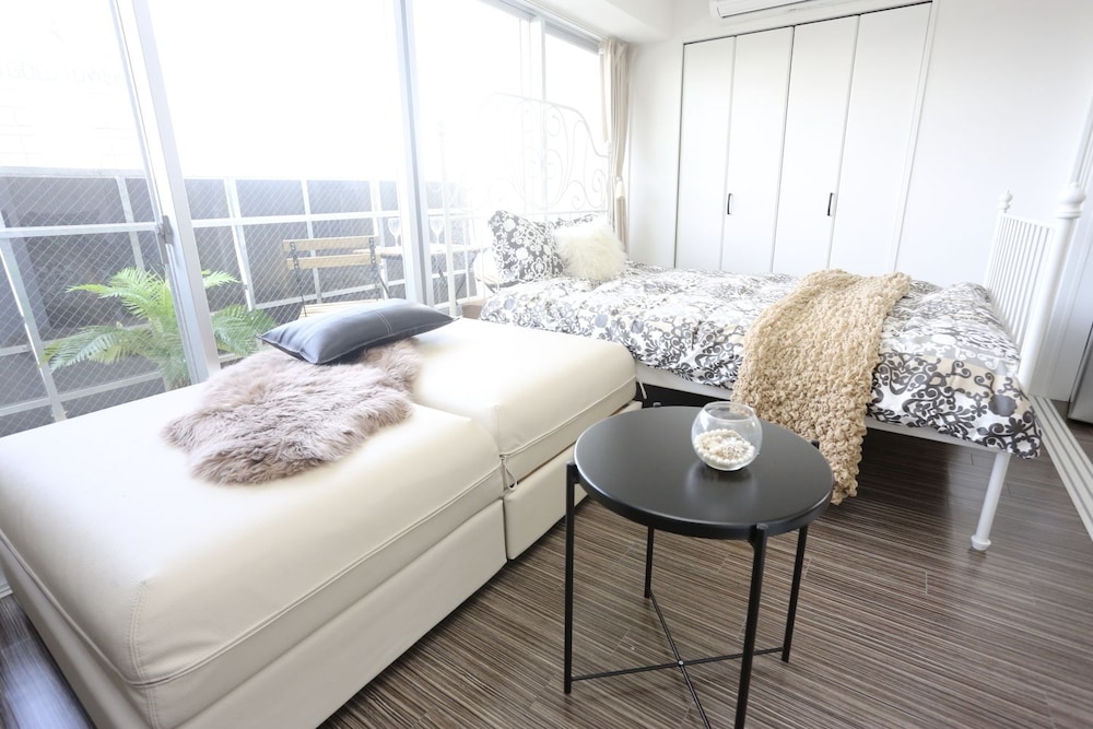 NANBA EAST Designer studio room