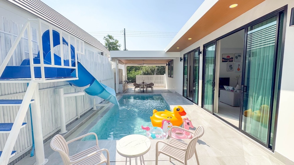 Wana Villa ChaAm
